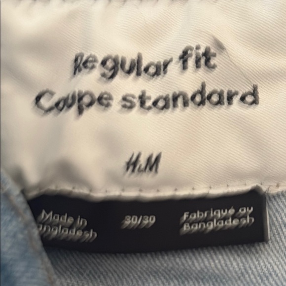 H&M Regular Fit Light Blue Jeans - Picture 2 of 6